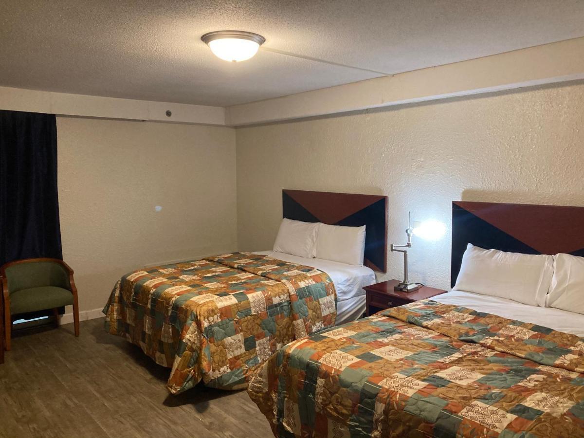 Travel Inn Petersburg Esterno foto