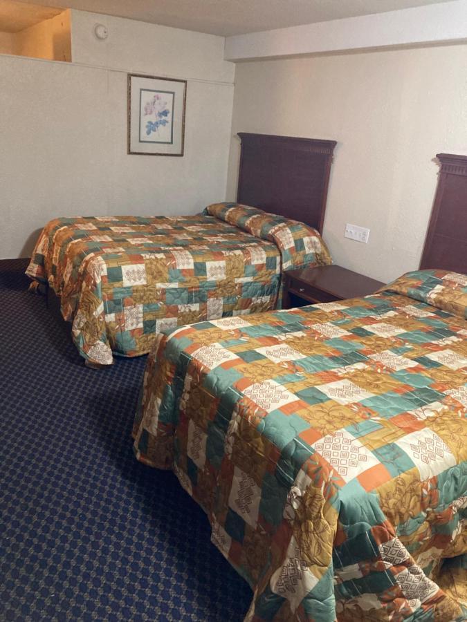 Travel Inn Petersburg Esterno foto